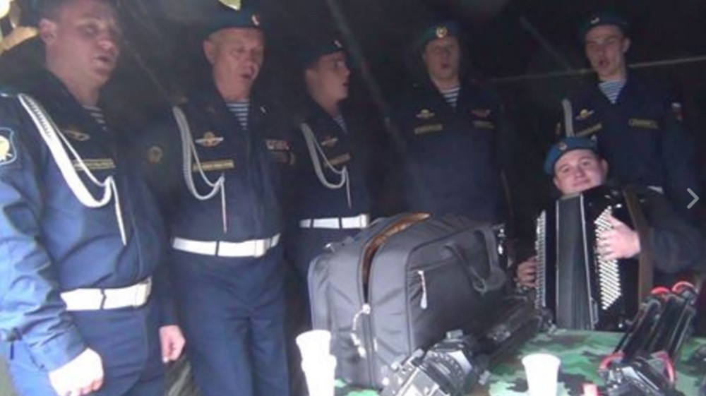 Ovako se ruska vojska zagrevala u Srbiji (VIDEO)