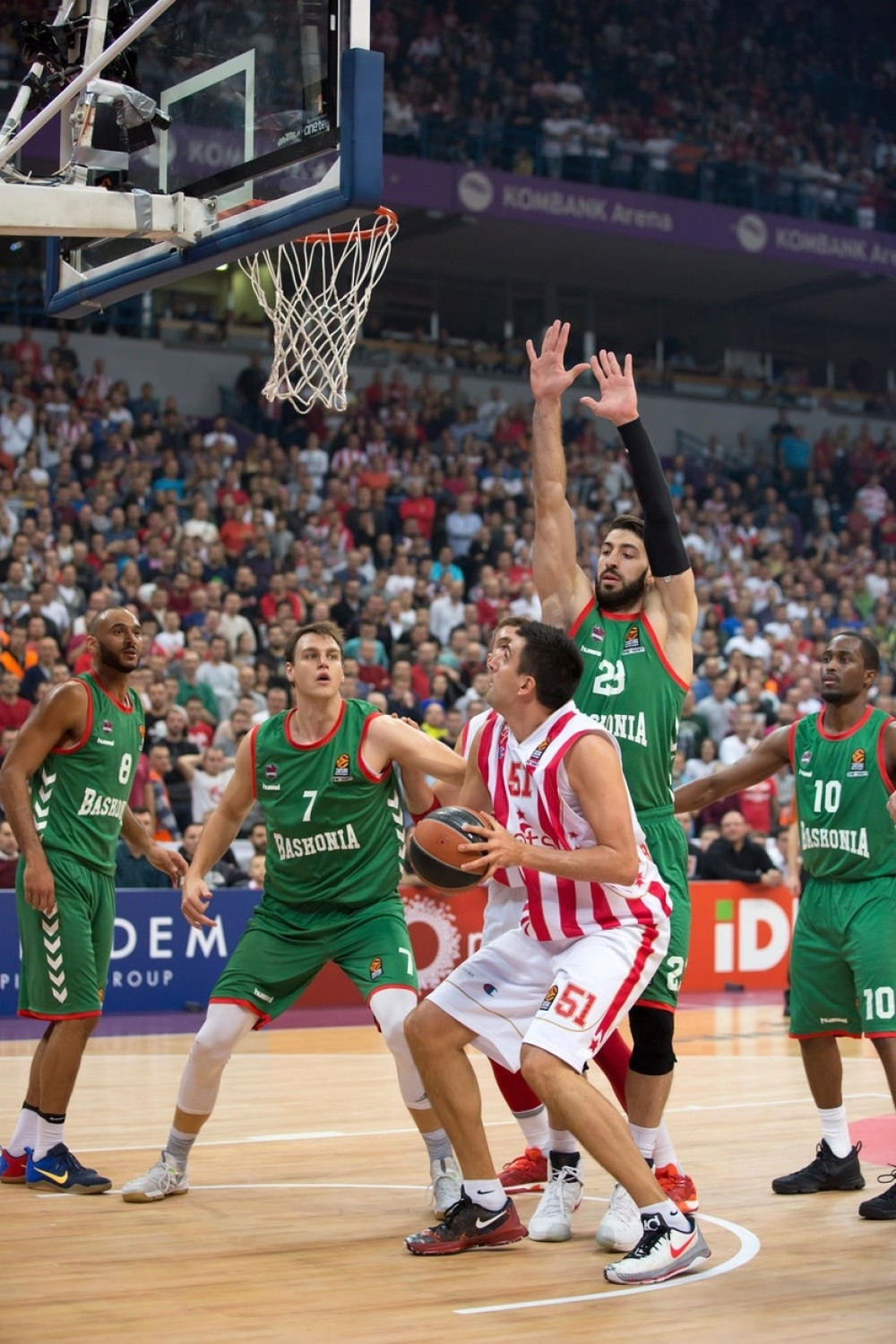 Lenford se probudio i savladao Zvezdu