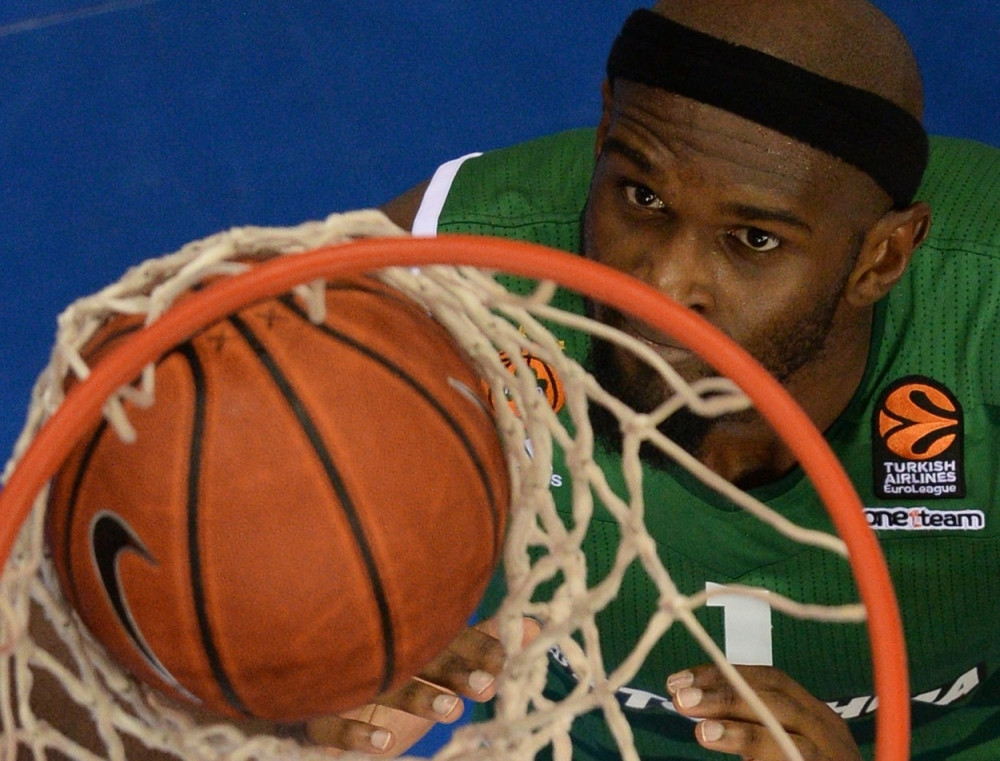 Žestoka kazna za četvoricu košarkaša!