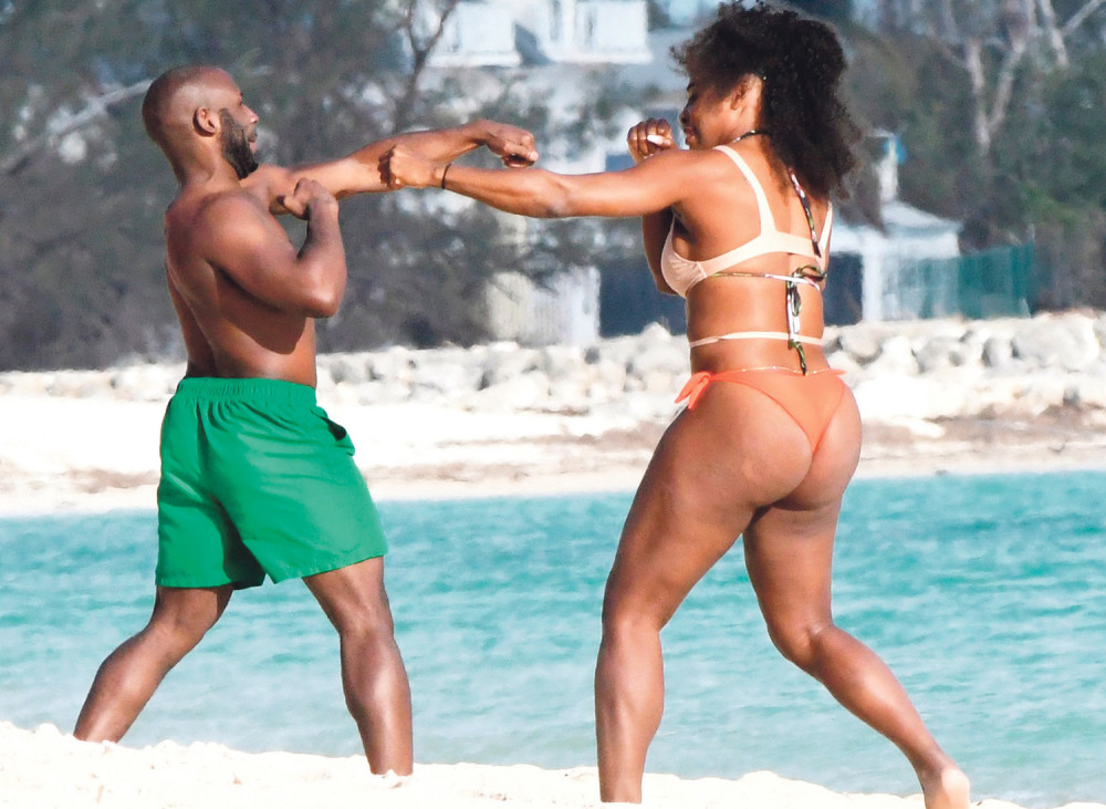 Serena se razgolitila i boksovala