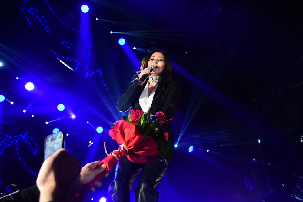 Dupke pun "Spens" pevao sa Cecom! (FOTO)