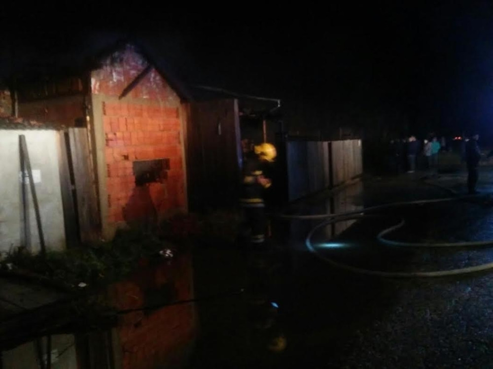 Goreo krov strugare u Nišu!