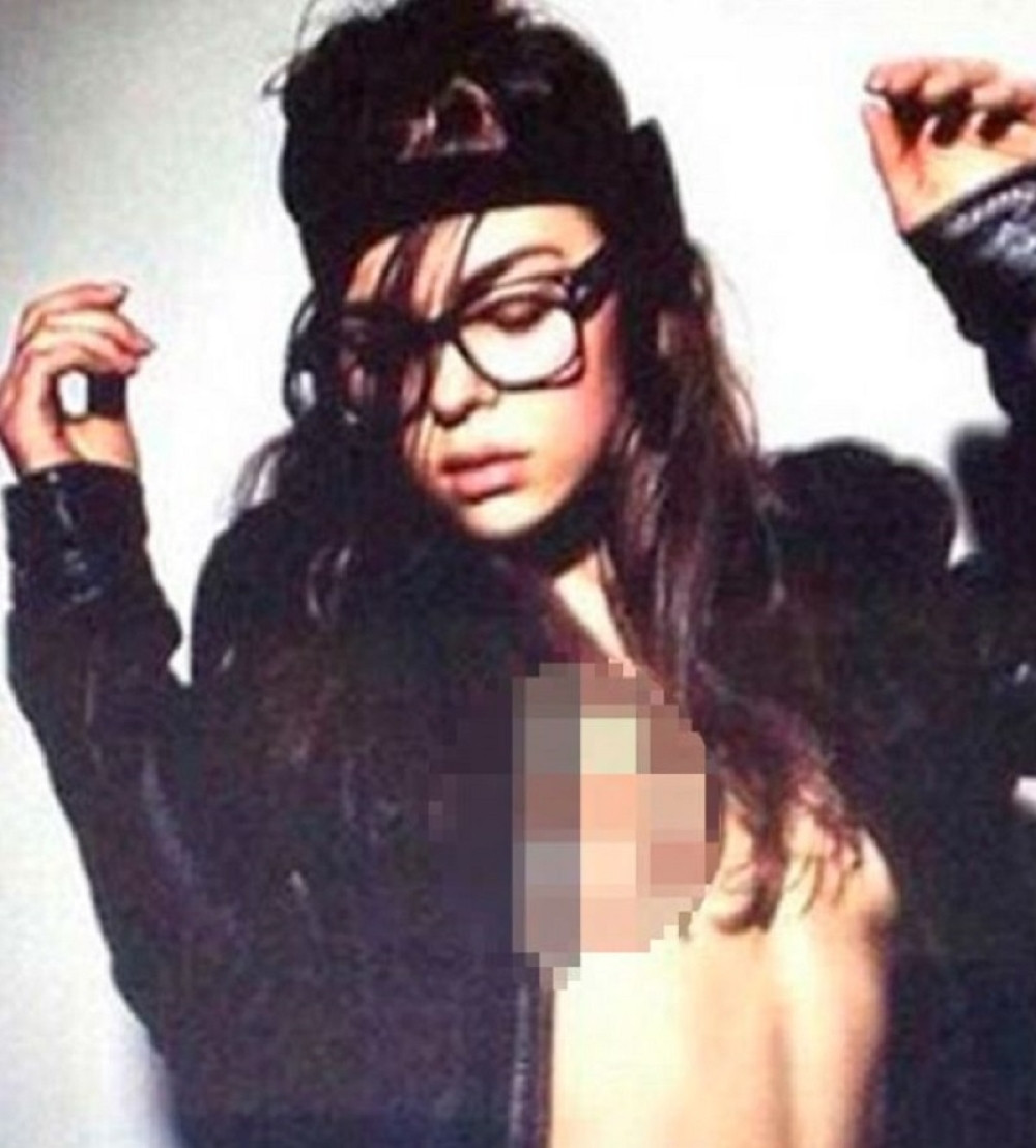 Ovo je ukrajinska ministarka i to gola! (FOTO)