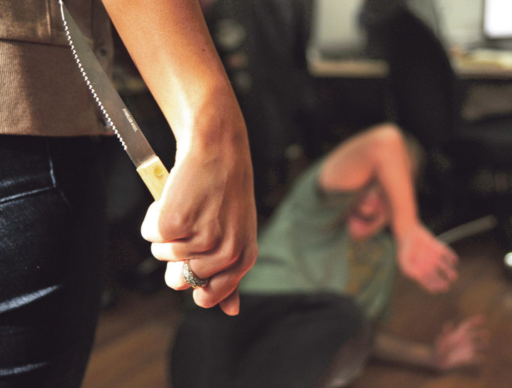 Ko tuče ženu ide pravo u zatvor!