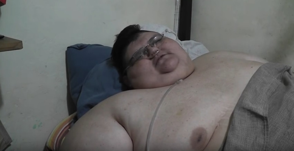 Čoveka od 500 kilograma odneli u bolnicu (VIDEO)