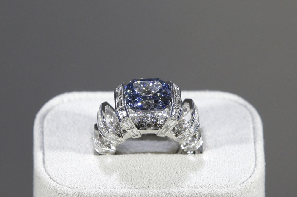 Redak dijamant prodat za 17,1 milion dolara