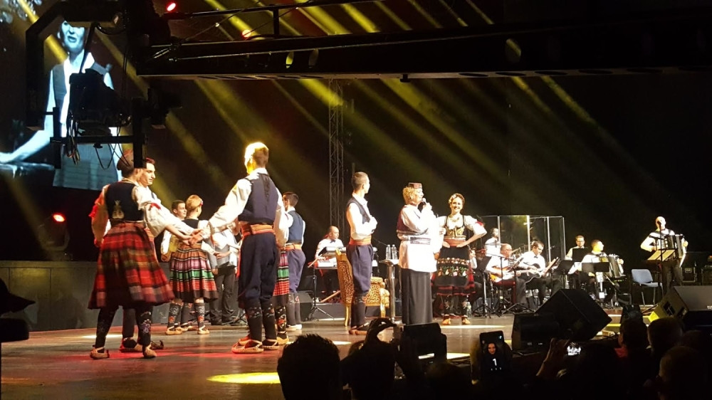 Pevačica u osmoj deceniji otišla pod nož?! "Ko vam je uradio lice, odlično vam je uradio"