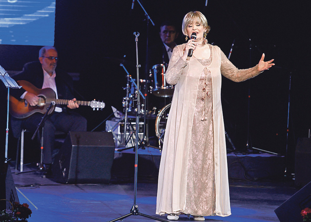 Lepi prijatelji čuvaju kuću!