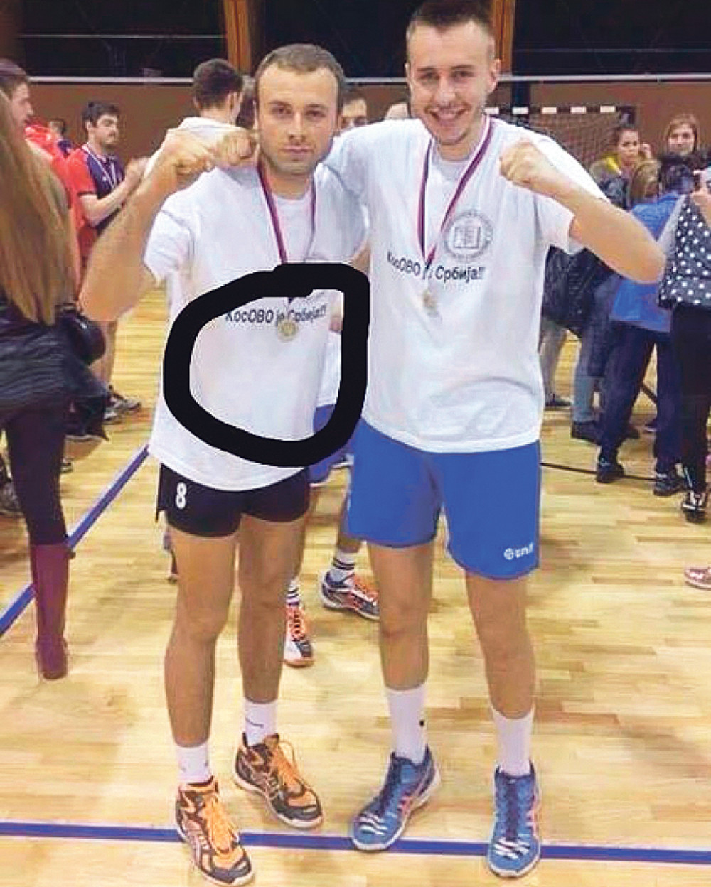 Albanci hoće da linčuju Karadžića!