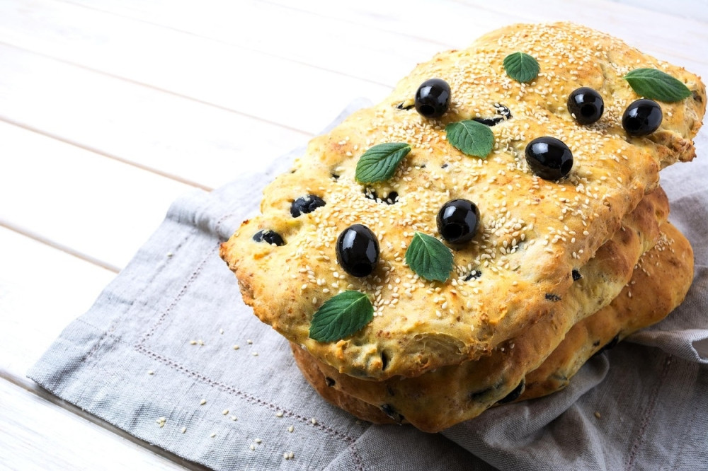 Napravite nabrzaka fokaču s maslinama!