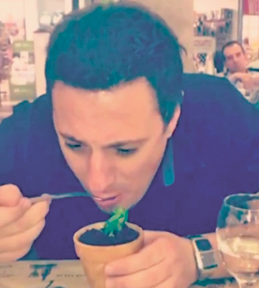 Andrija Milošević pojeo zemlju (VIDEO)