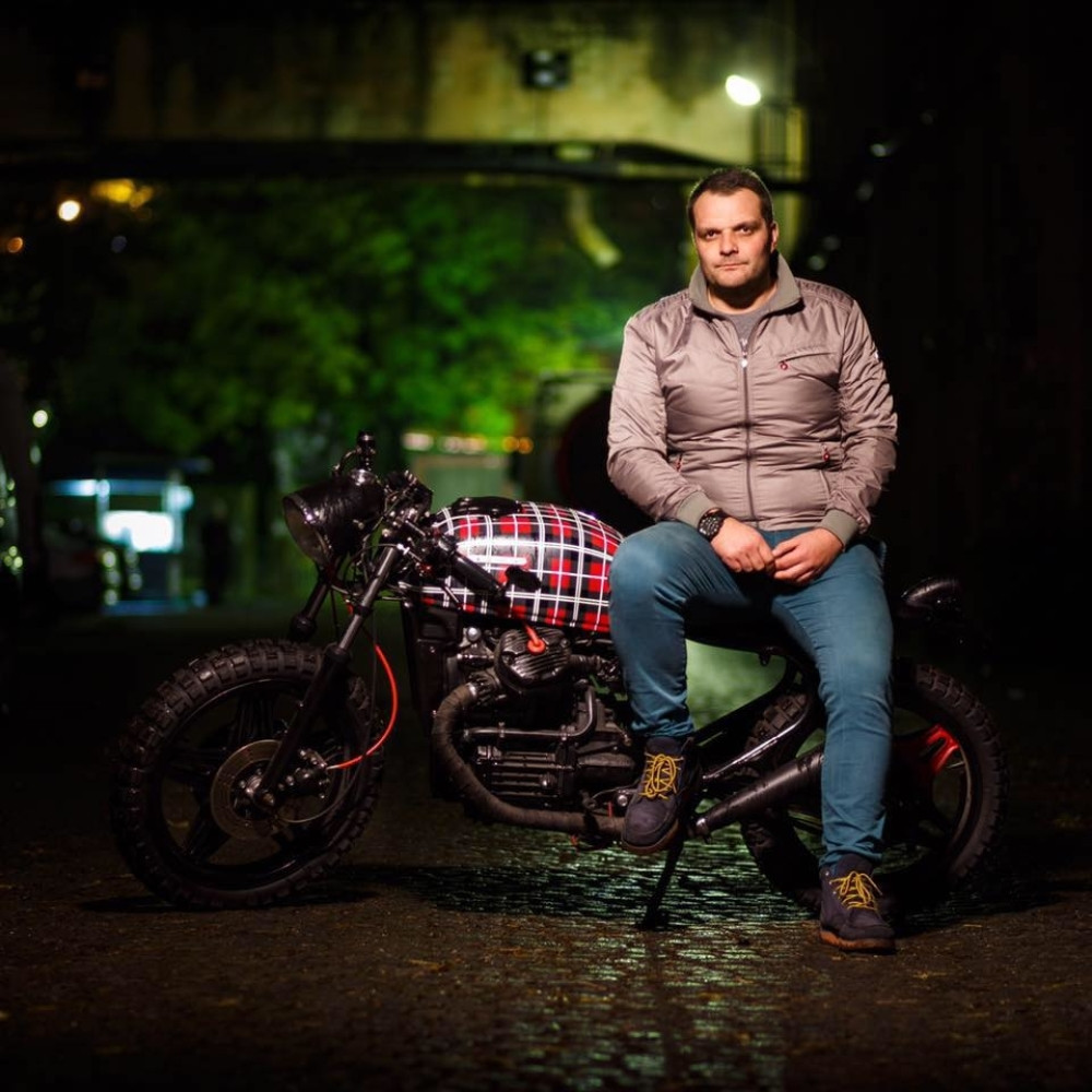 Nesvakidašnjim hobijem pomaže bolesnim mališanima (FOTO)