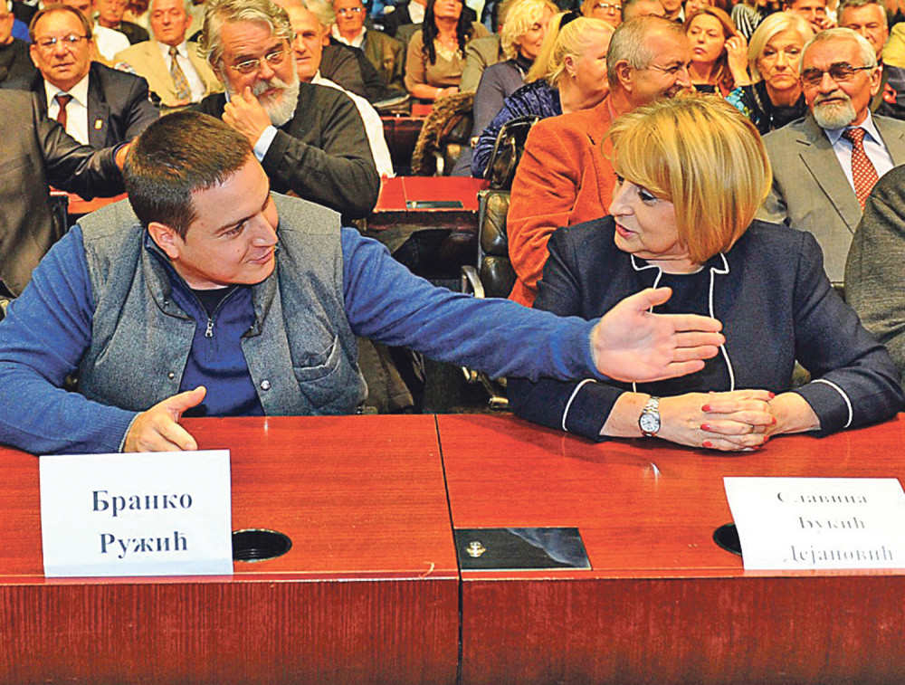 Slavica „prodala” Ružića za fotelju?
