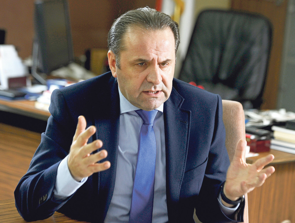 Zukorlić je politički klovn