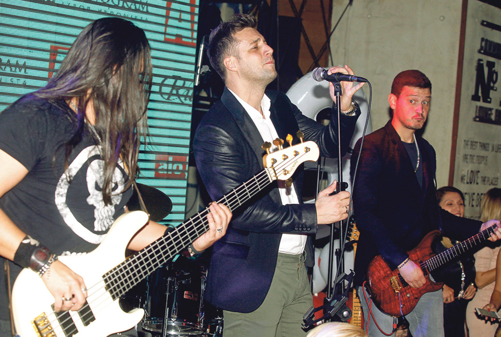 Članovi "Leksington benda" pokazali kako su izgledali pre 20 godina, fanovi oduševljeni (VIDEO)