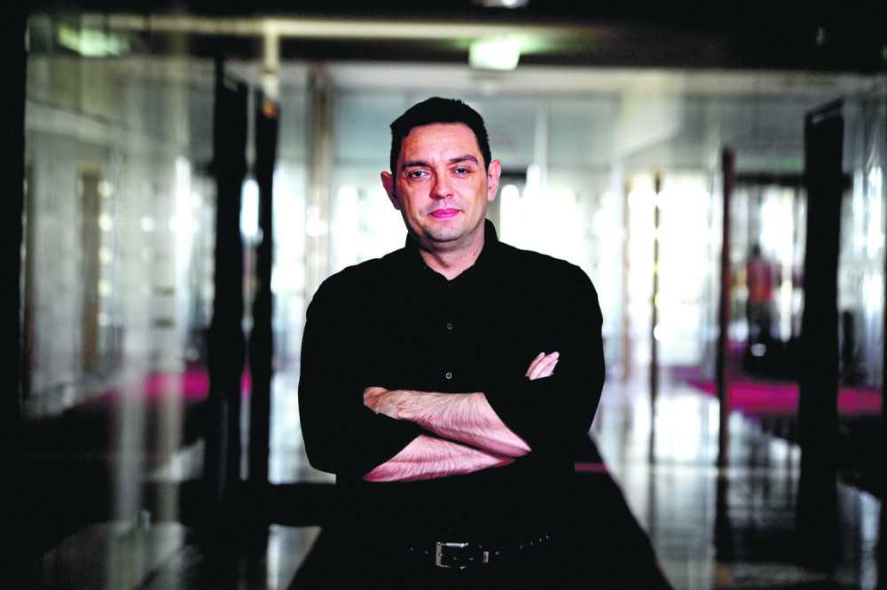 Vulin vraća crninu!