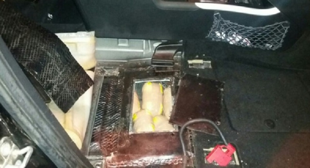 U "merdži" im našli pet kilograma heroina