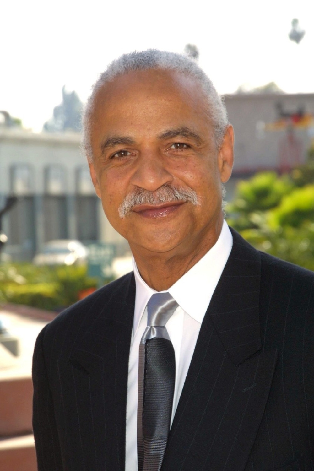 Poznati glumac preminuo u 71. godini