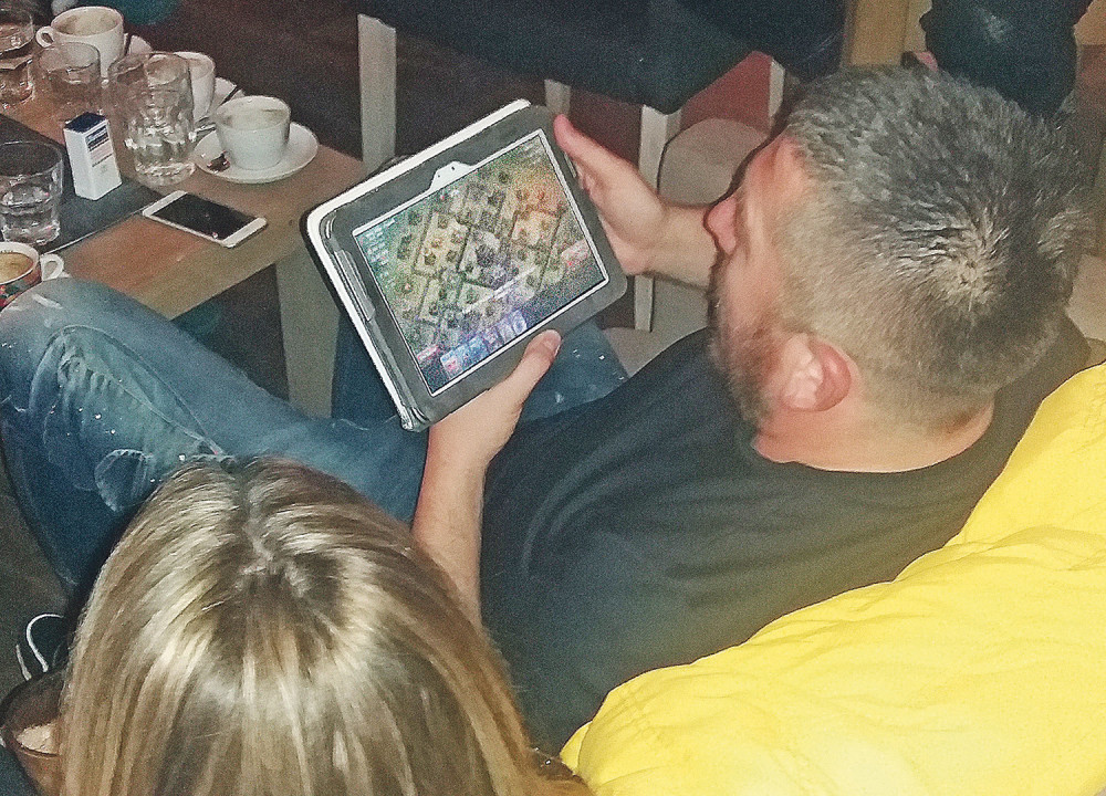 Ćemo se navukao na igrice