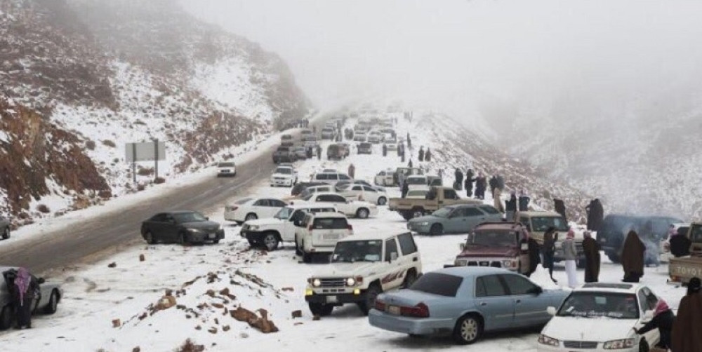 Pao sneg u Saudijskoj Arabiji (VIDEO)