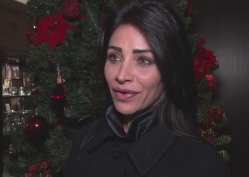 BOJANI SILIKONI DOŠLI GLAVE Manekenka se potpuno deformisala, pokušava da sakrije od javnosti! (FOTO)