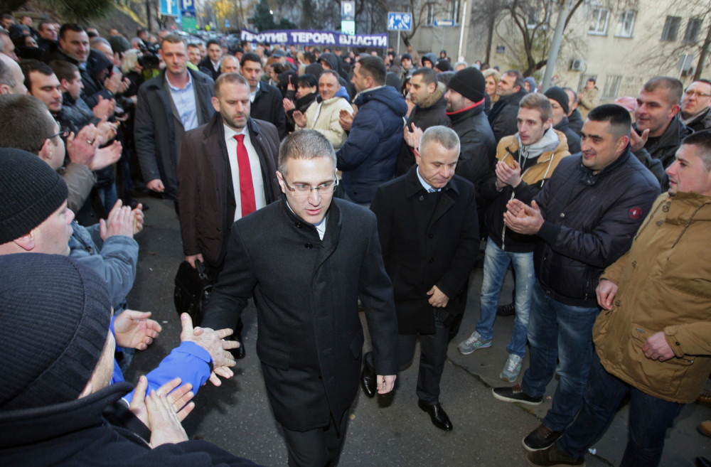 Miting i kontramiting zbog suđenja sa Stefanovićem?!