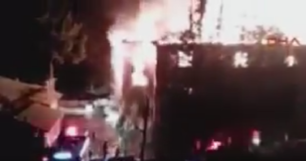 Izgorelo 11 učenica, 22 povređene! (VIDEO)