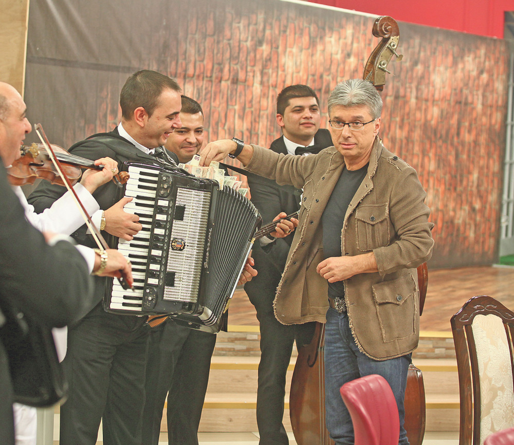 Sale, vadi, vadi pare!