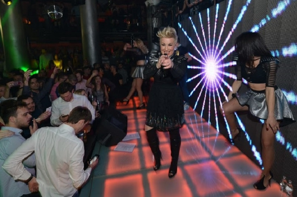 Želja da postane majka joj se nije ostvarila, pevačica ne odustaje i sprema se za ovo (FOTO/VIDEO)