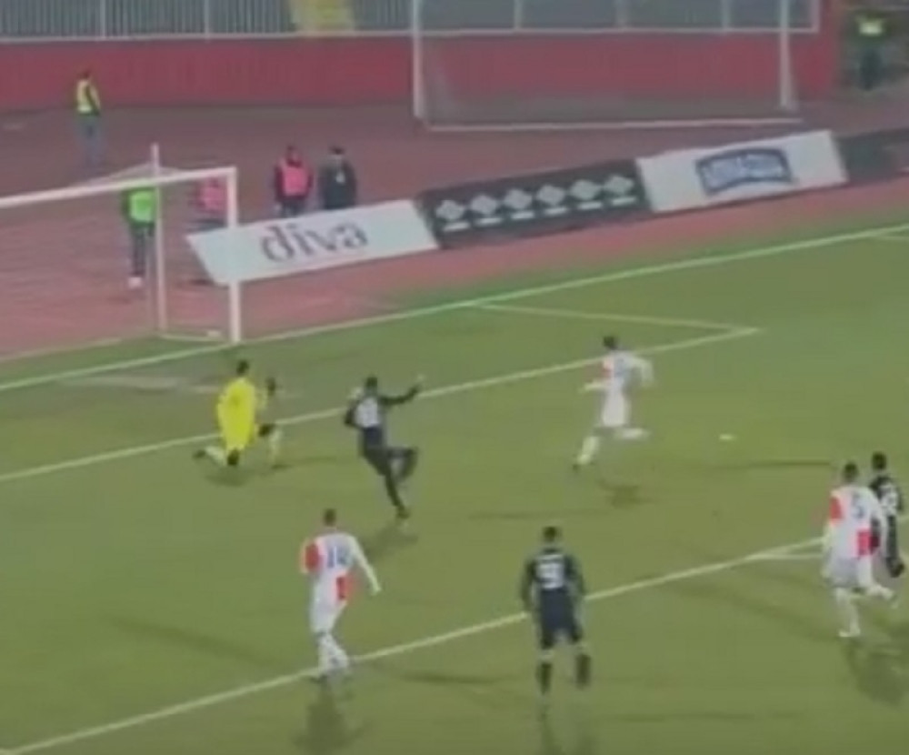 Božinov se obrukao u Novom Sadu (VIDEO)