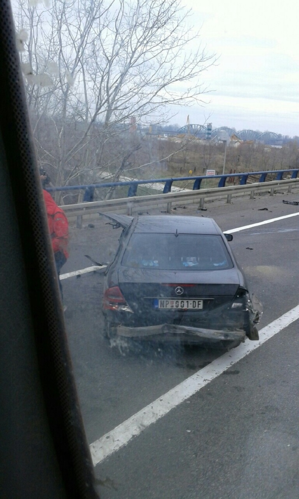Lančani sudar na Ostružničkom mostu (FOTO)