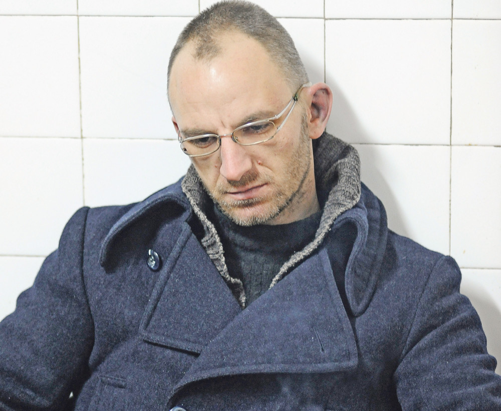 Otela i mučila bivšeg radnika!