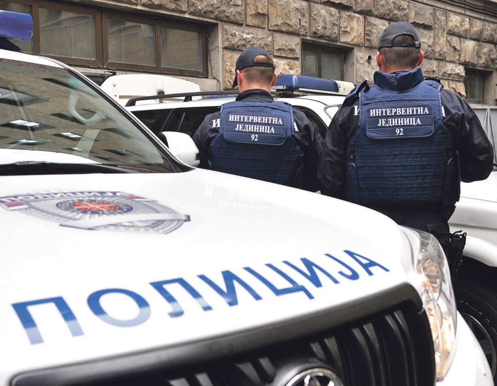 Klinac uhapšen sa 3.000 evra!