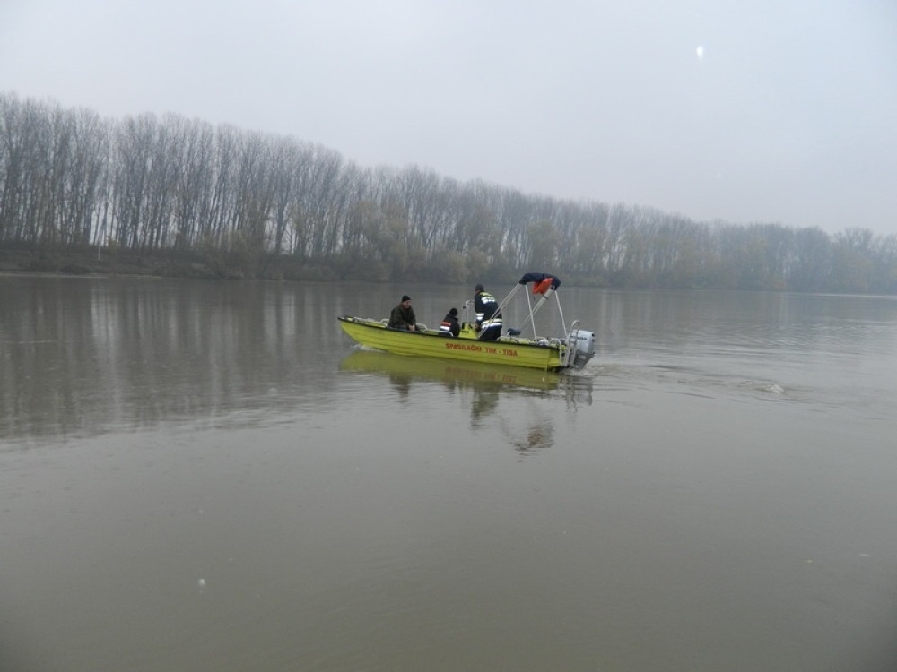 Vadili su ih polumrtve! Da li su jeli OVO MESO ili će ga PRODATI?! Katastrofa u Srbiji