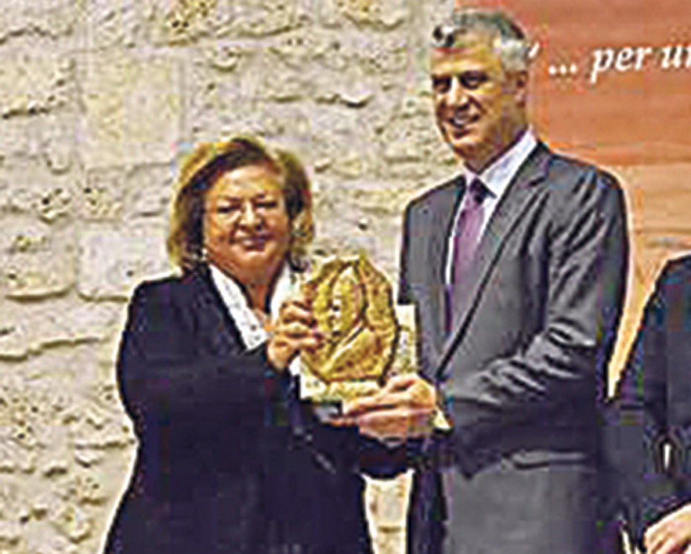 Tači dobio nagradu za doprinos miru!