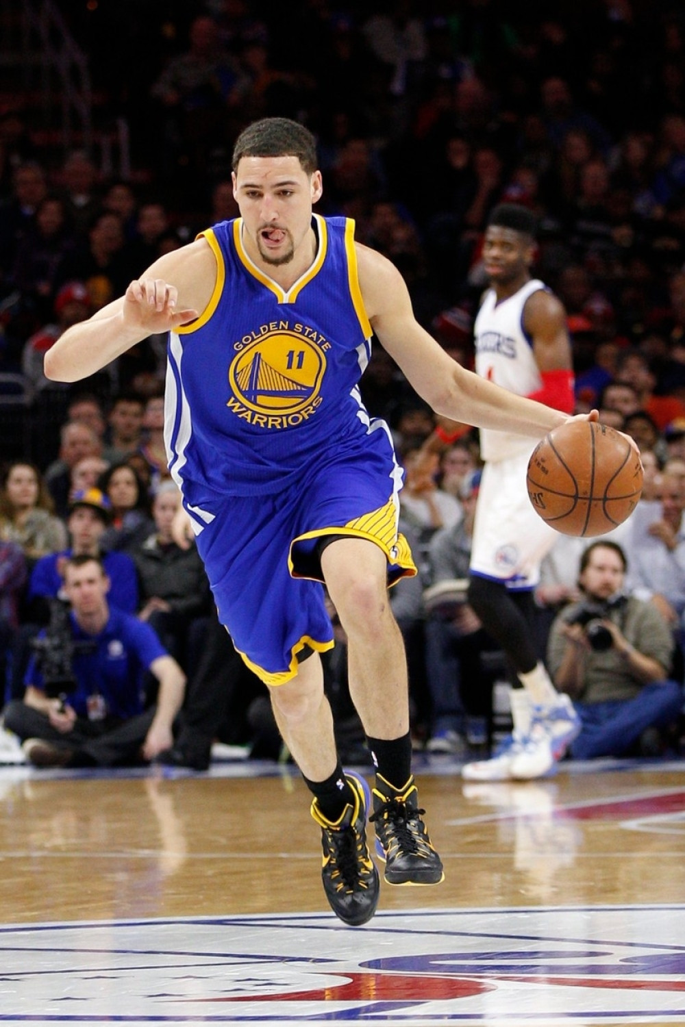 Tompson sipao kao lud, Juta obezbedila plej-of