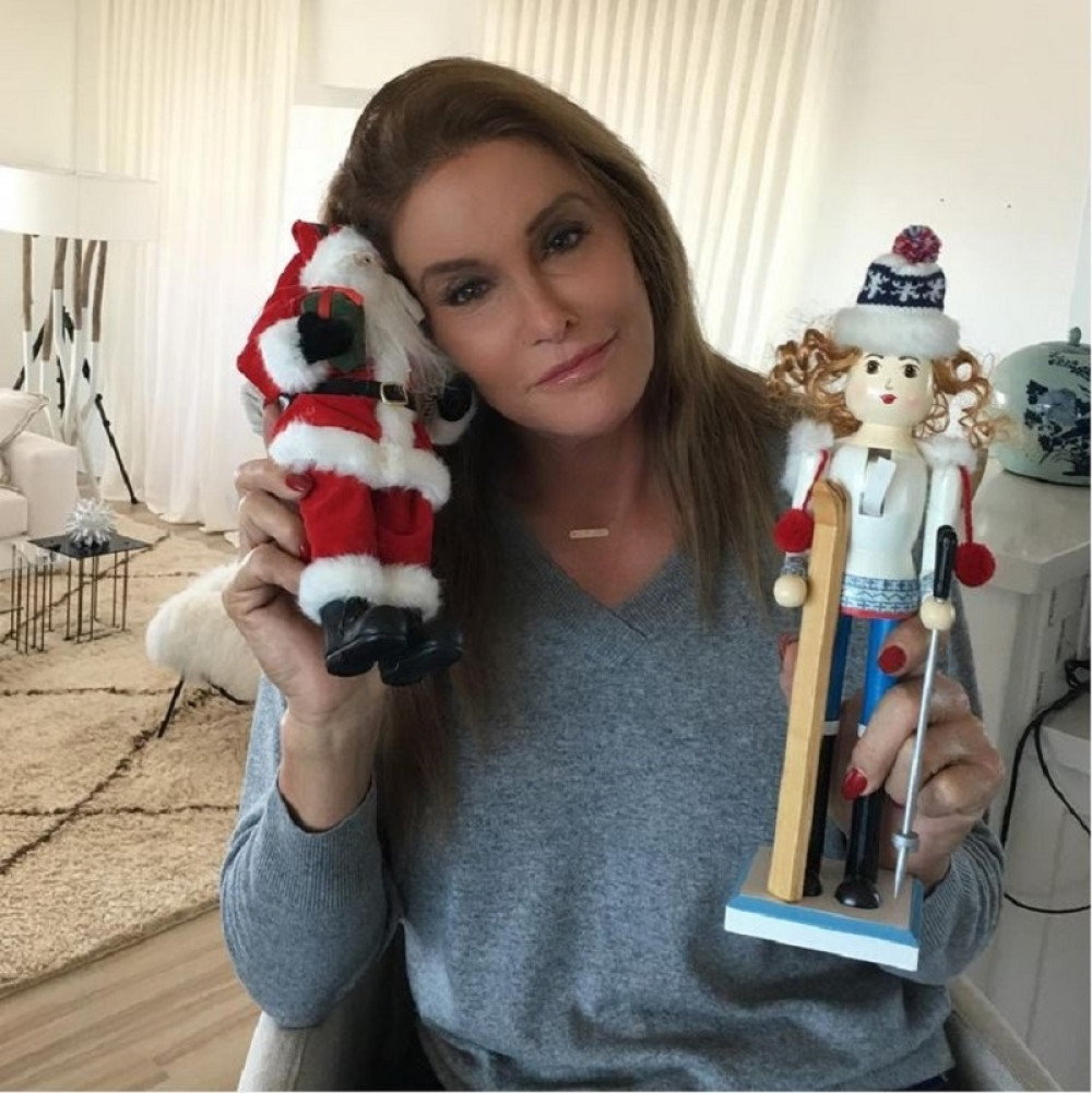 Kejtlin Džener (67) traži surogat majku!