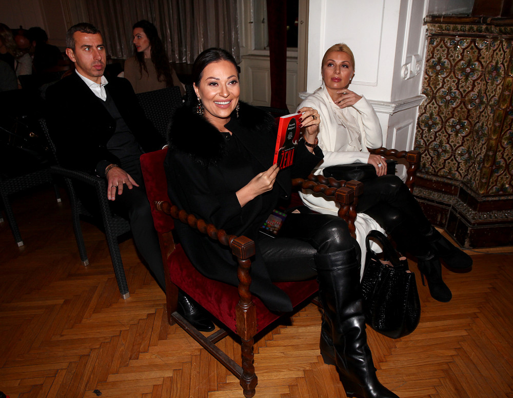 Ceca otkrila koje knjige čita (VIDEO)