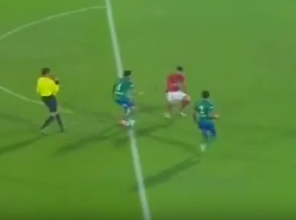 Verovali ili ne, ovo je penal! (VIDEO)