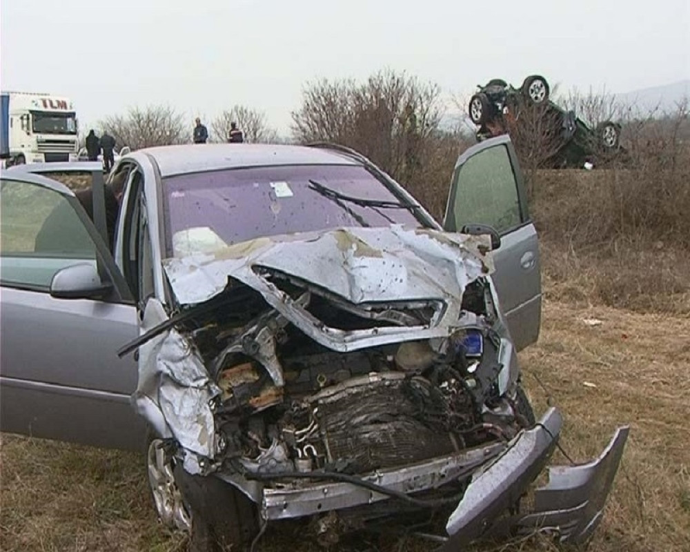 Džip završio na krovu! (FOTO)