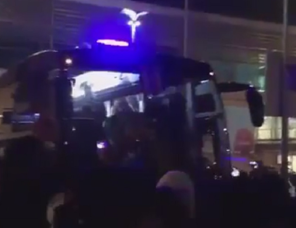 VIDEO~Navijači Bešiktaša "proslavili" 0:6!