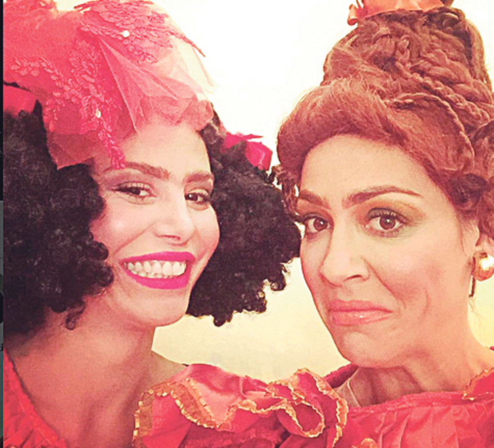 Pepeljugine zle sestre izbegle konferenciju!