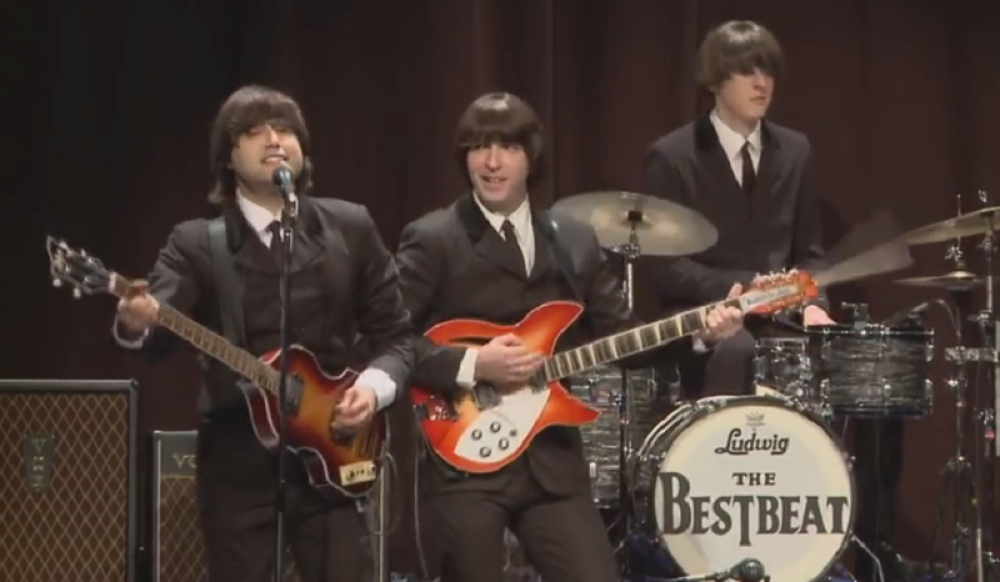 "The Bestbeat" sviraju čuveni "Revolver"