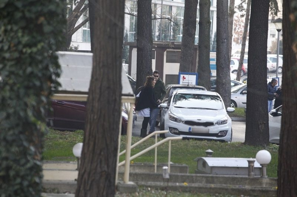 Benčina izveo Tamaru i ćerku iz porodilišta!