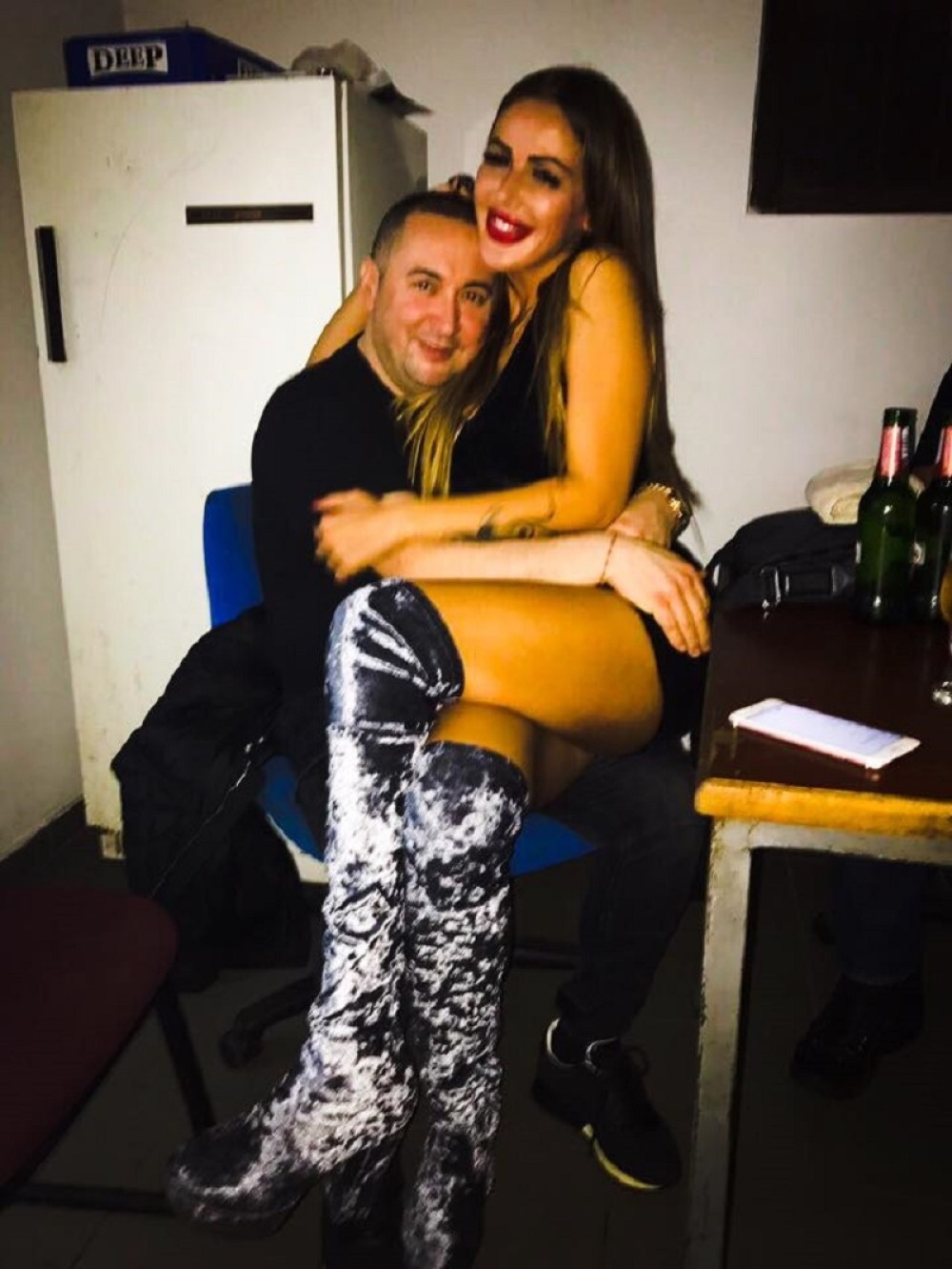 Posle Tuđmana, pevačica naskočila na Đanija