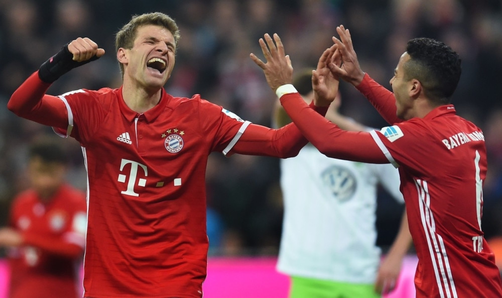 Bajernova "petarda" za čelo!