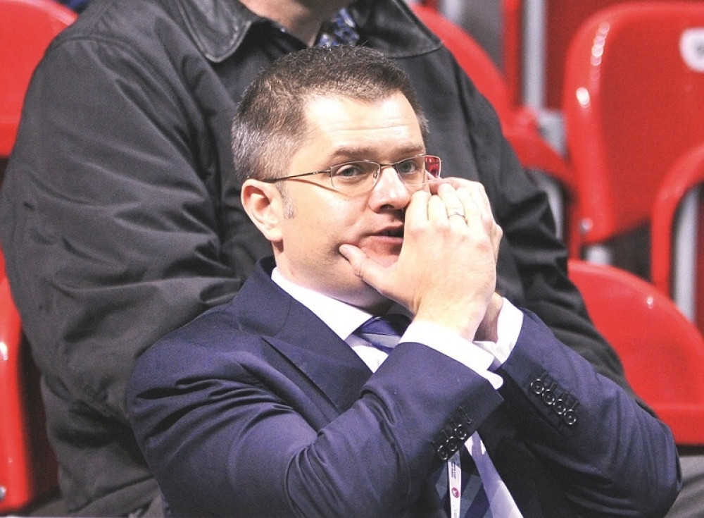 Jeremić načisto odlepio!