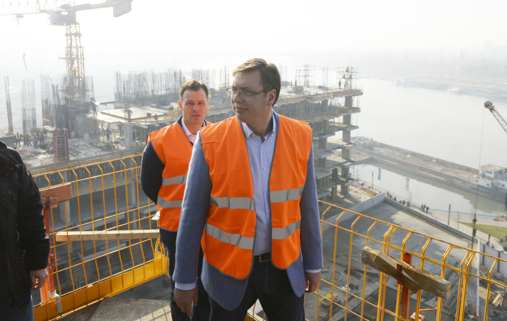 Premijer: Jel Jeremić tetki nosio lek?