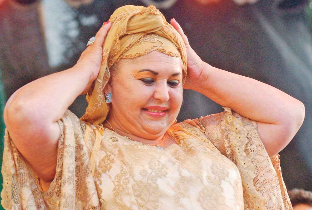 Esmin testament lažan?!