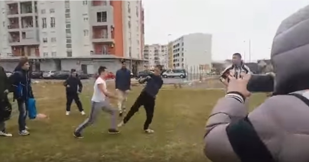 Đak zadobio potres mozga u tuči